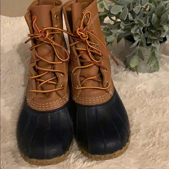 poshmark duck boots